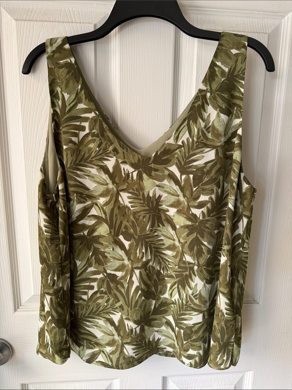 Tropical Leaf V-Neck Tank